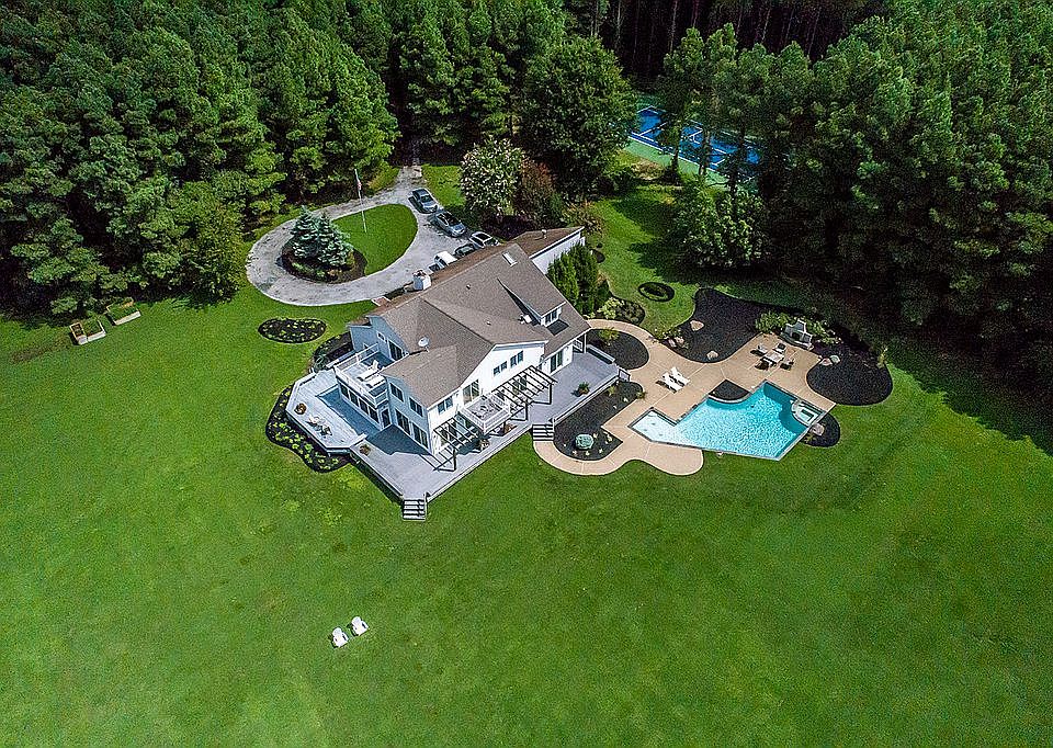 1st image of 314 Keene Farm Ln
