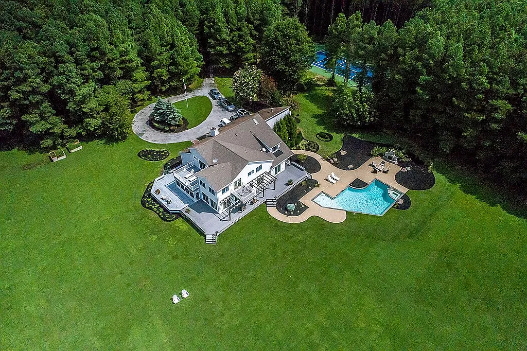 314 Keene Farm Ln photo 1