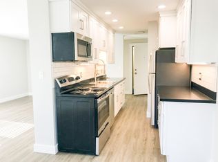 7711 Greenwood Ave N APT 201, Seattle, WA 98103