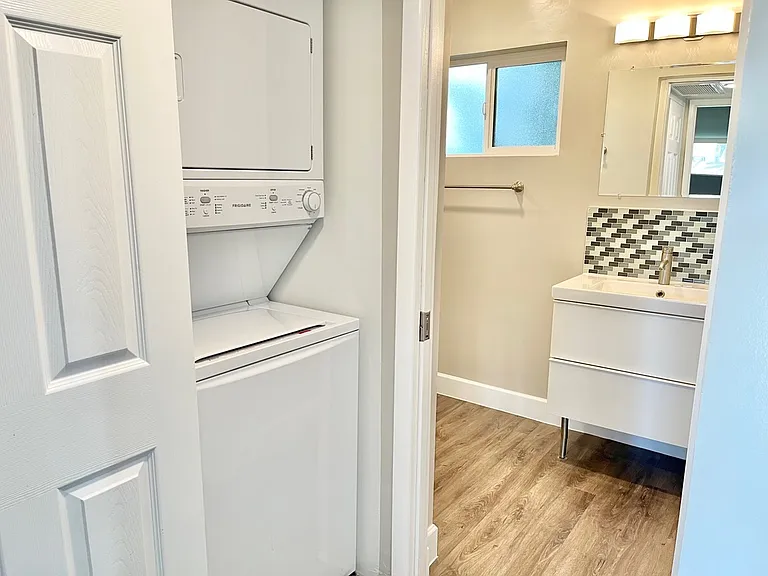 2726 E Glenrosa Ave #4 — Photo 19