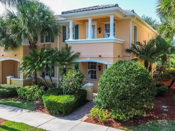 6014 Madrano Dr, Sarasota, FL 34232