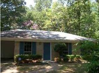 2805 Tara Rd, Jackson, MS 39212