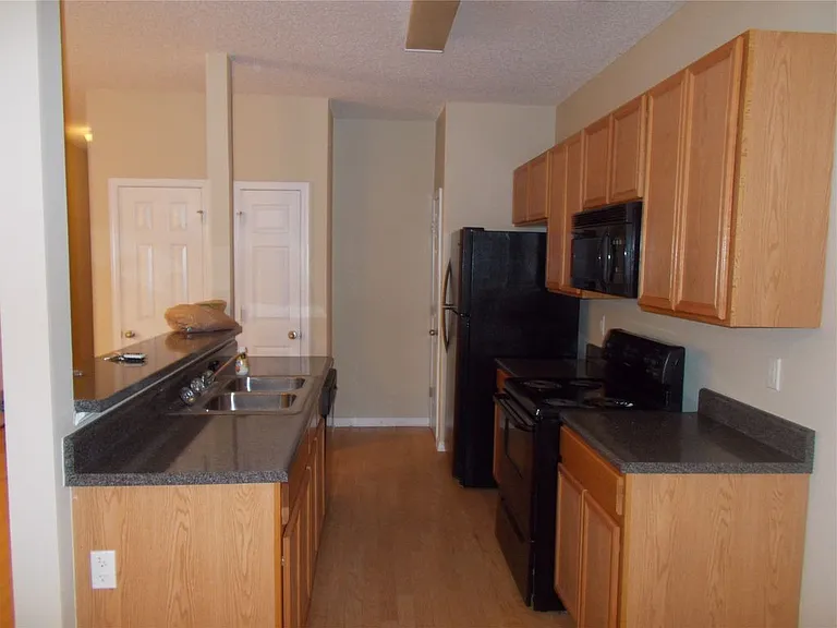 4956 Wexford Trl — Photo 2