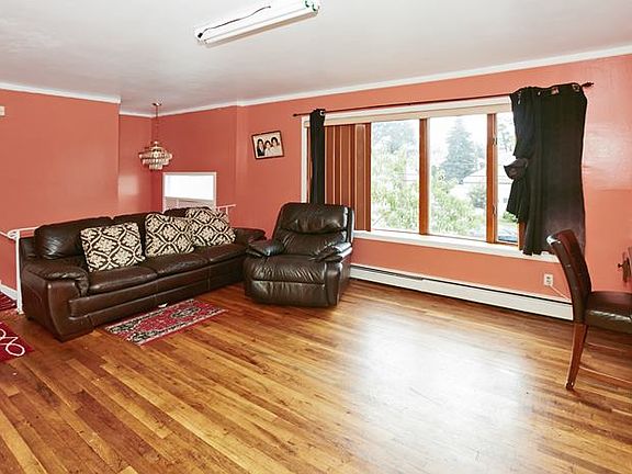 4th image of 336 Doherty Ave