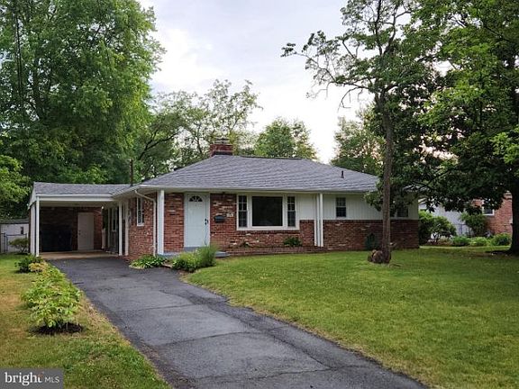 2nd image of 7912 Wellington Rd