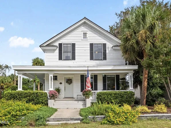 1215 Prince Street, Beaufort, SC 29902