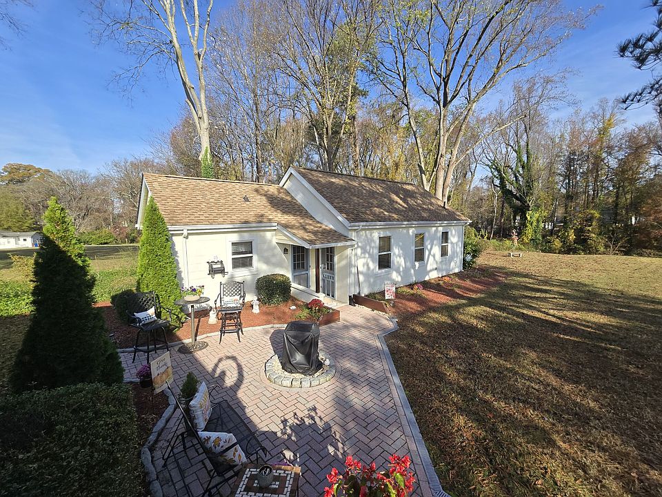 1st image of 8356 Ellerson Dr