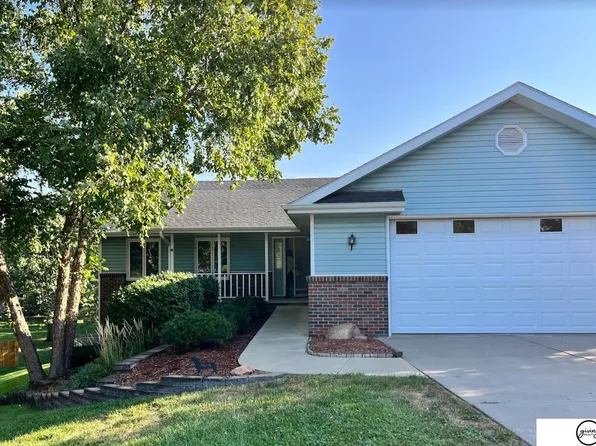 2620 Bretigne Cir, Lincoln, NE 68512