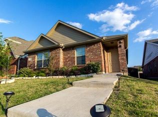 8838 Tucker St, Aubrey, TX 76227