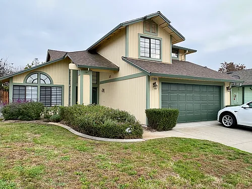 1054 Eleanor Ln Photo 1