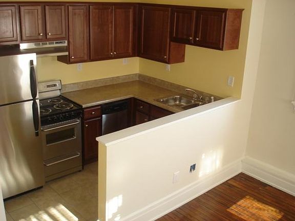 4th image of 1126 Hull St APT B