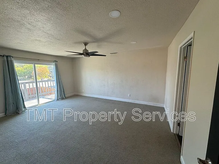 6931 Cobblestone Way — Photo 22
