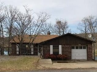 8418 Ouachita Dr, Hackett, AR 72937