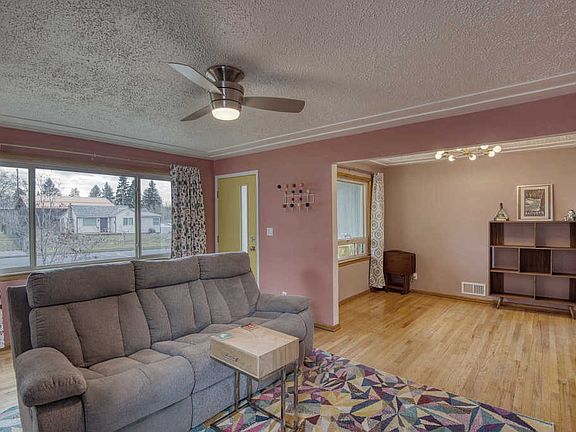4th image of 3224 W Heroy Ave