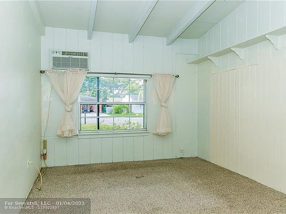 5th image of 4884 SW 24th Ave