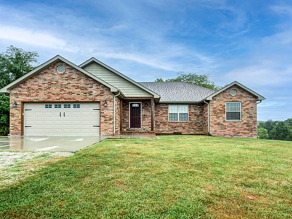 2nd image of 210 Crown Drive
