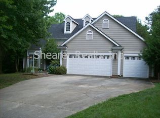 10024 Brass Eagle Ln, Charlotte, NC 28210