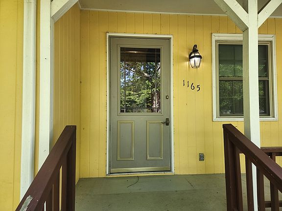 5th image of 1165 Meadow Rd