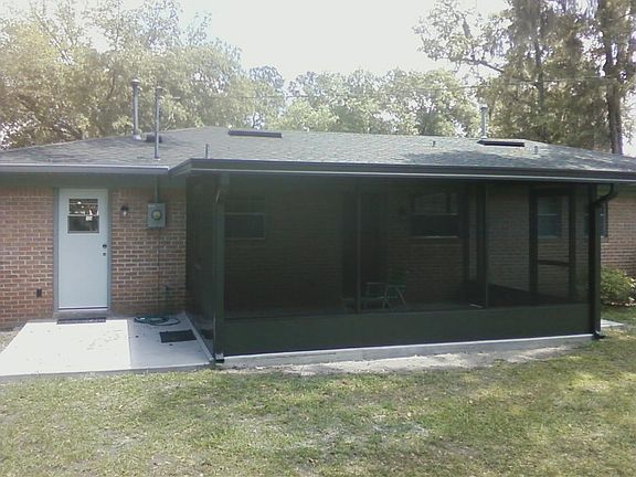 5th image of 3916 NW 21st St