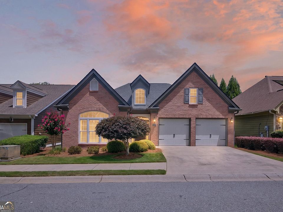 1st image of 555 Grand Teton Cir