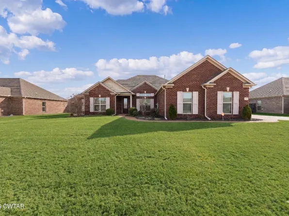 56 Living Waters Dr, Jackson, TN 38305