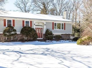 15 Pine Valley Rd, Hyannis, MA 02601