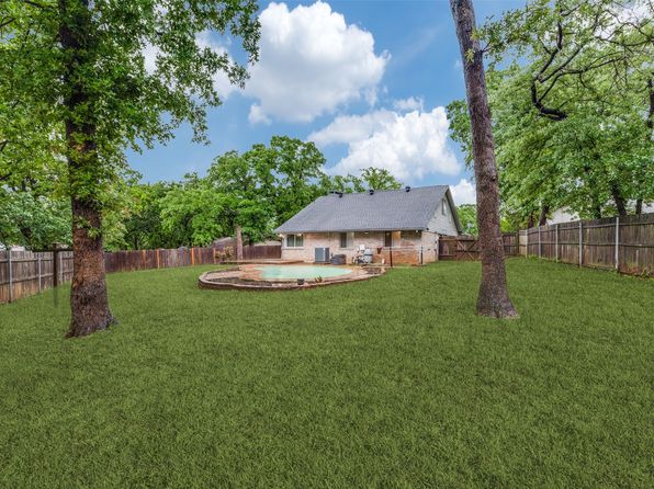 410 Lone Oak Cir, Euless, TX 76039