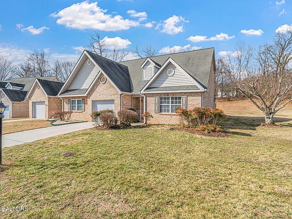 2nd image of 3509 Laurel View Rd