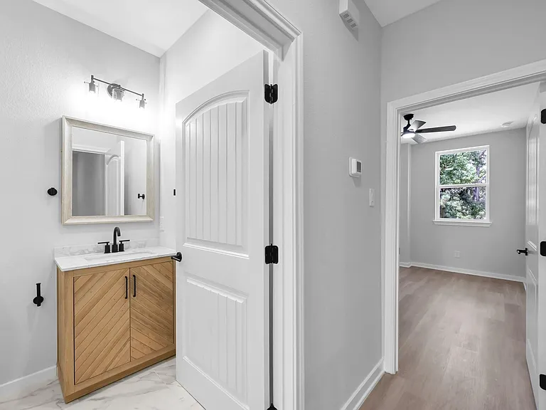 14833 Spica Ct — Photo 28