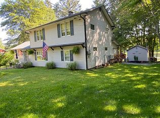 112 Wynooska Rd, Greentown, PA 18426