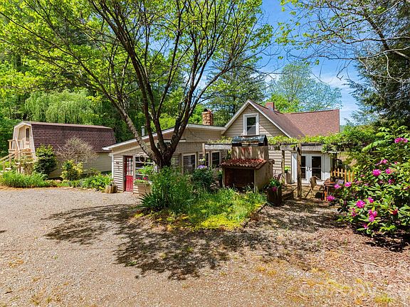15th image of 1492 Murray Rd