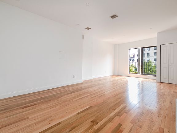 2nd image of 108 Ludlow St Ste 3a