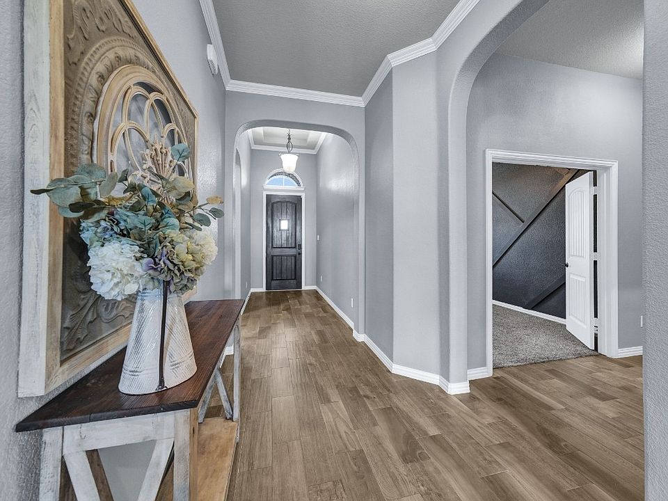 1st image of 15245 Saralily Way