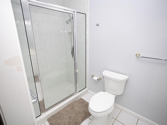 3rd image of 3306 Pine Grove Dr #3306