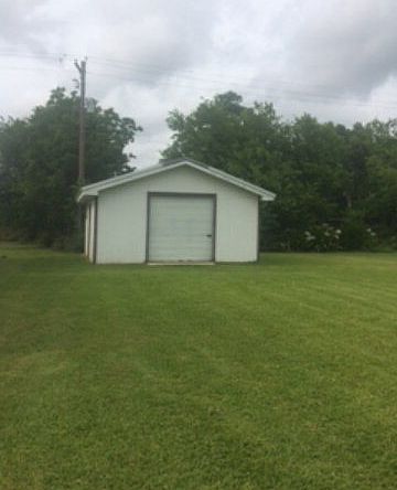2nd image of 4401 County Road 459d