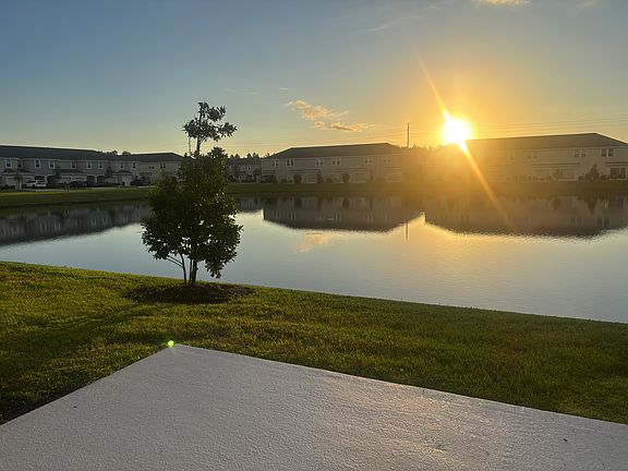 4th image of 2302 Alee Ln