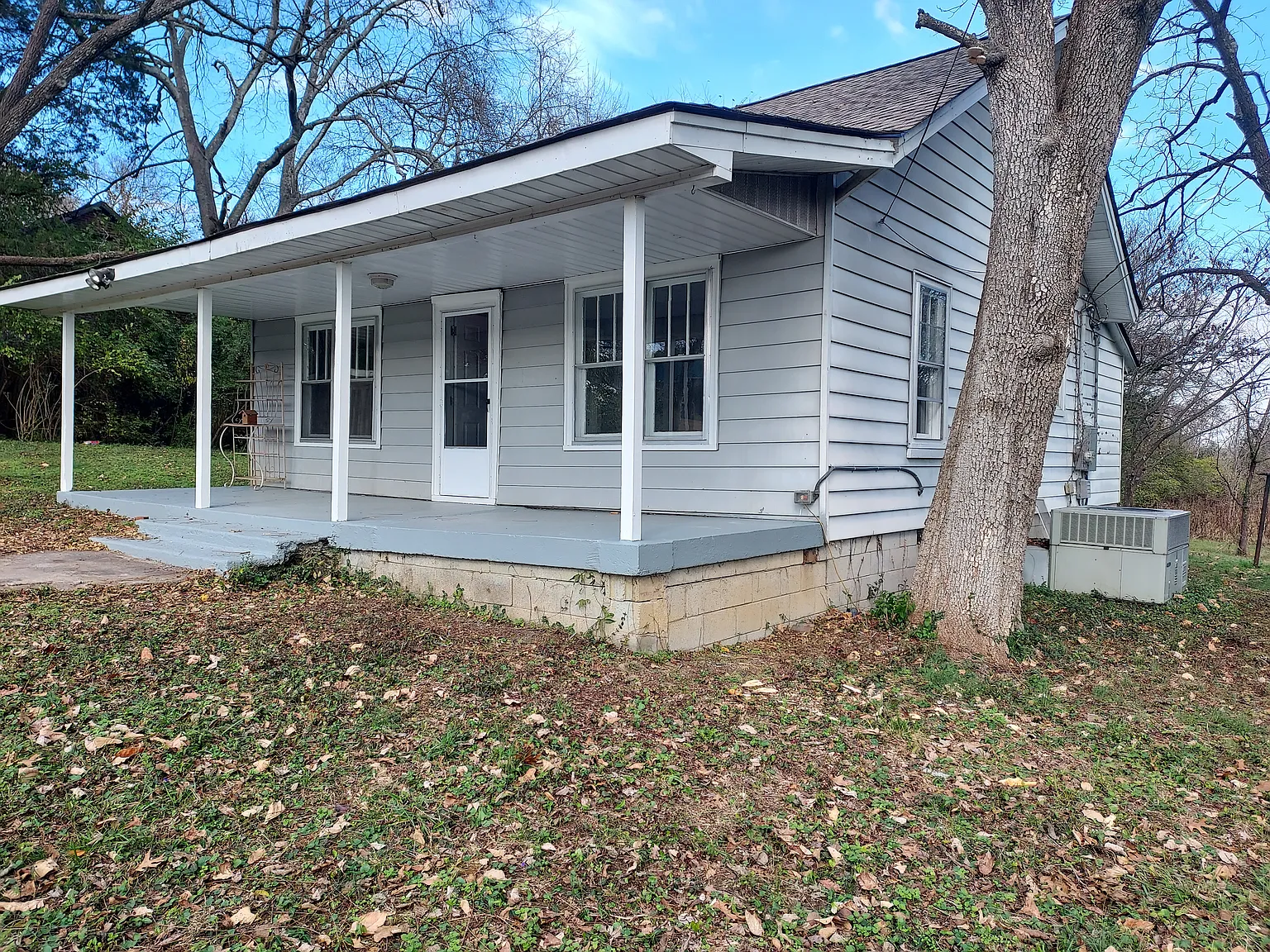 2 bed, 952 sqft, $1,650 — Photo 2