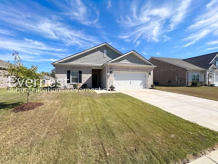 3 bed, 2.0 bath, 1557 sqft, $2,195 — Photo 2