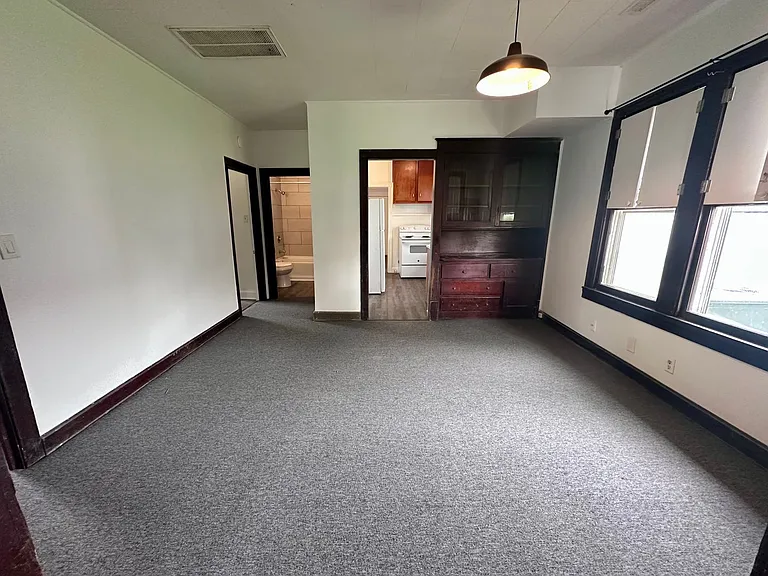 3511 Forrest Ave — Photo 5