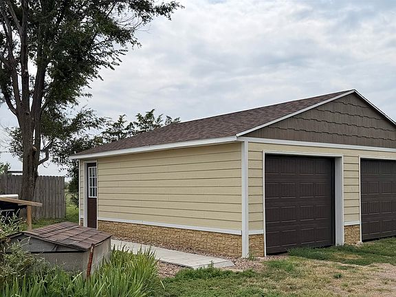 3rd image of 638 N James Drive