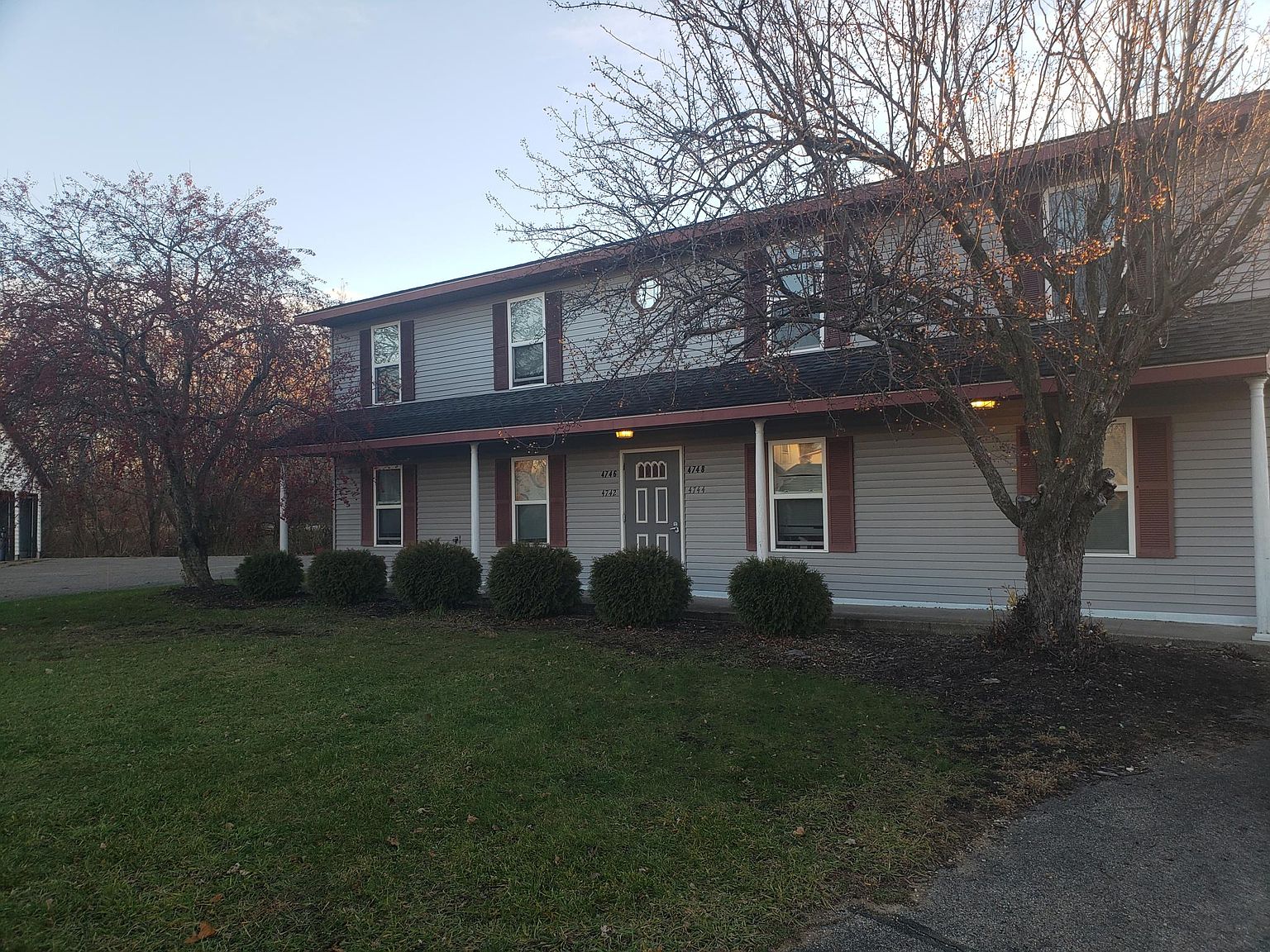 4746 Ravenswood Dr SW 4746, Grandville, MI 49418 Zillow