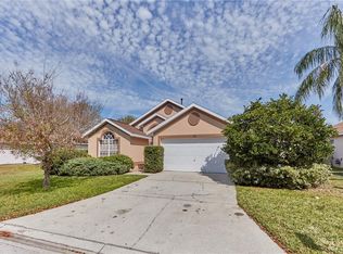 132 Glasgow Ct, Davenport, FL 33897