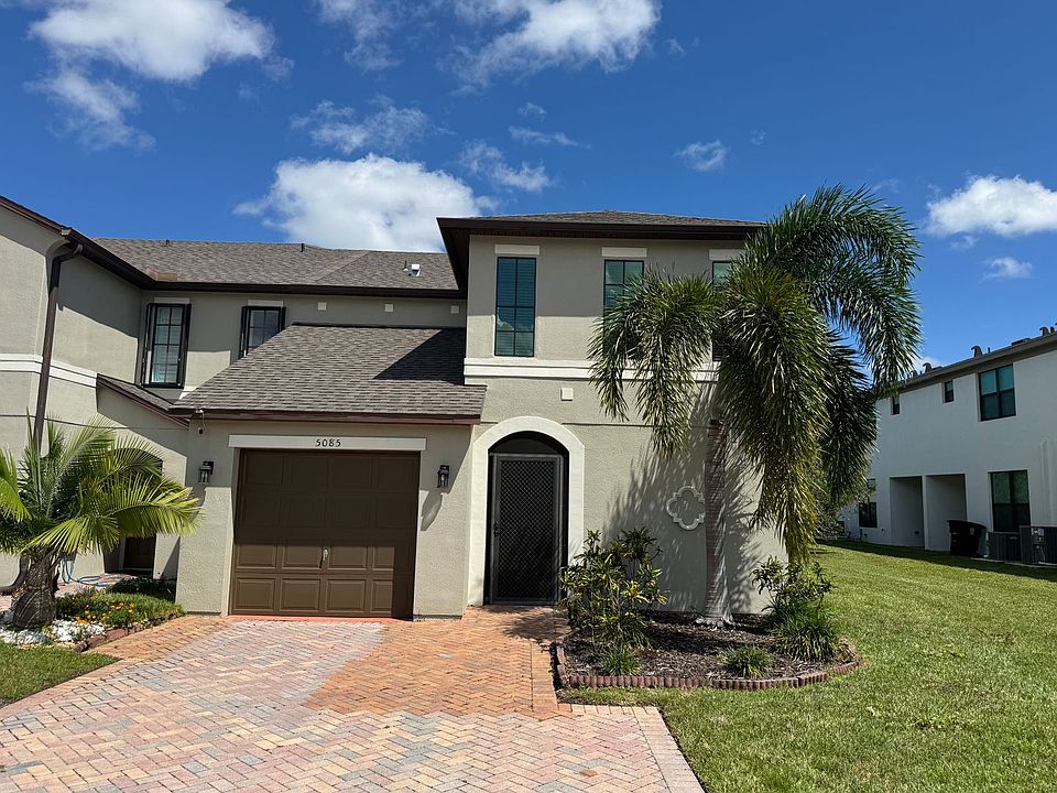 1st image of 5085 NW Coventry Cir