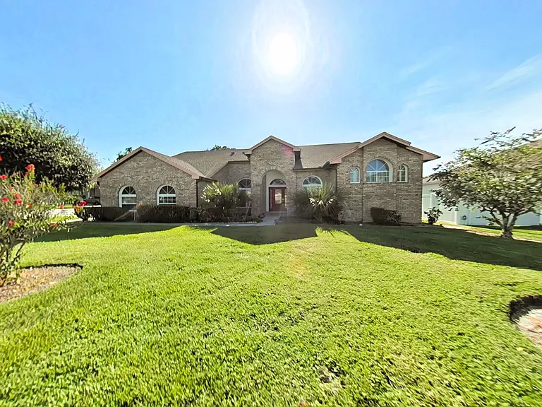 6506 Canterlea Dr — Photo 1