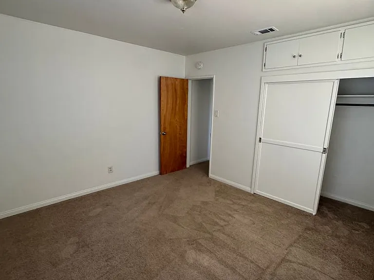 12251 Michigan St — Photo 7