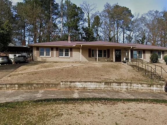 2nd image of 56 Southmont Dr
