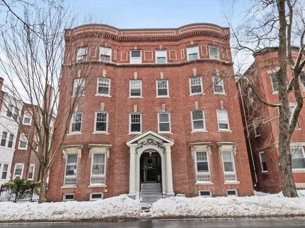 20 Winchester St APT 3, Brookline, MA 02446