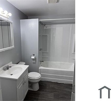 5th image of 1022 Long Ave