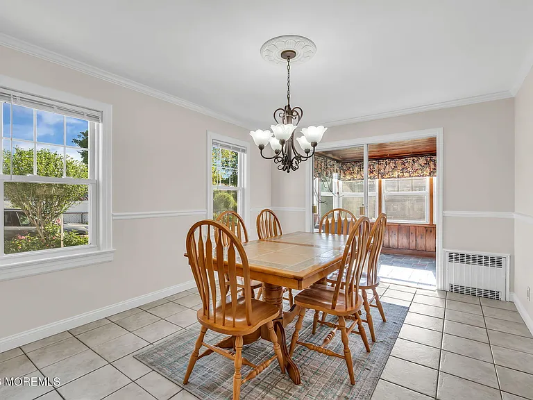 37 Highland Ave — Photo 14