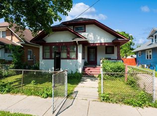 382 S Liberty St, Elgin, IL 60120